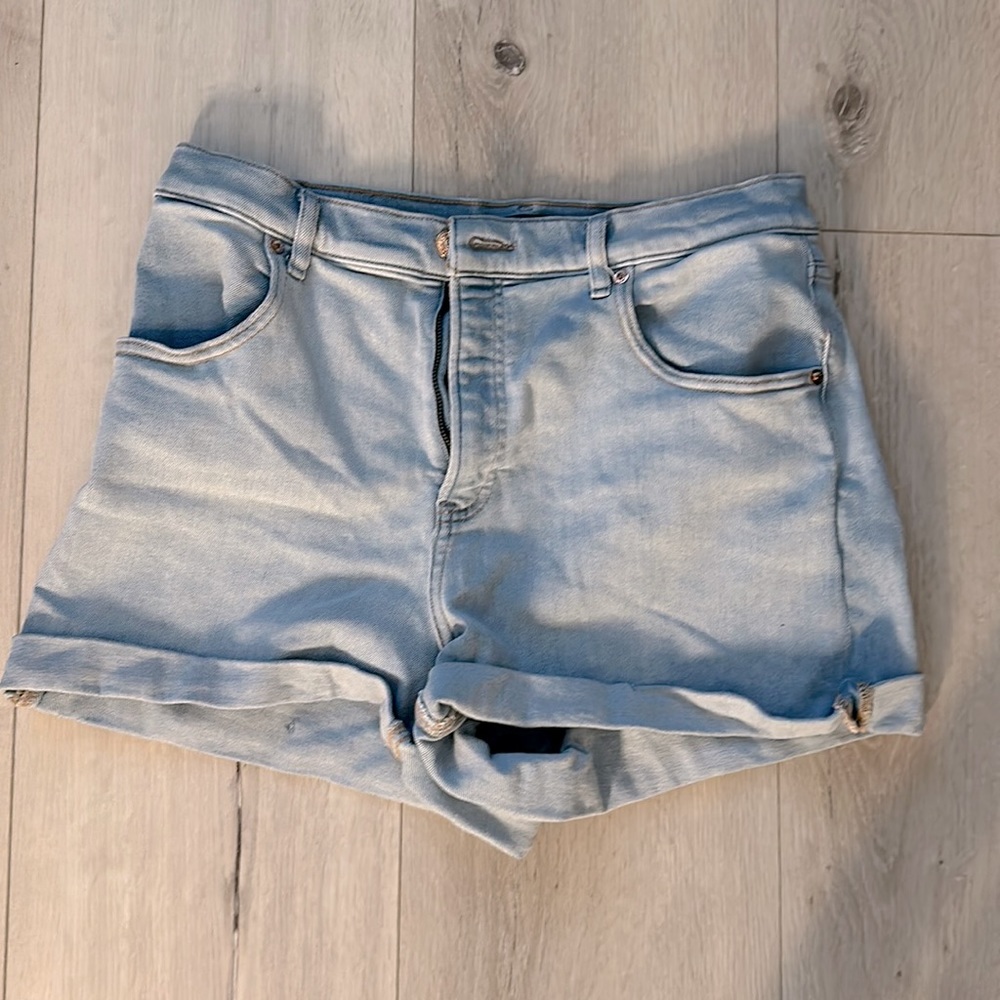 Mom Jean shorts